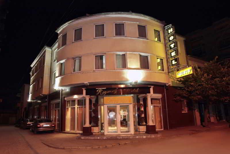 Hotel Regency คอร์เชอ ภายนอก รูปภาพ